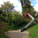 spielplatz-hardenbergstrasse-in-muelheim-an-der-ruhr_300x300