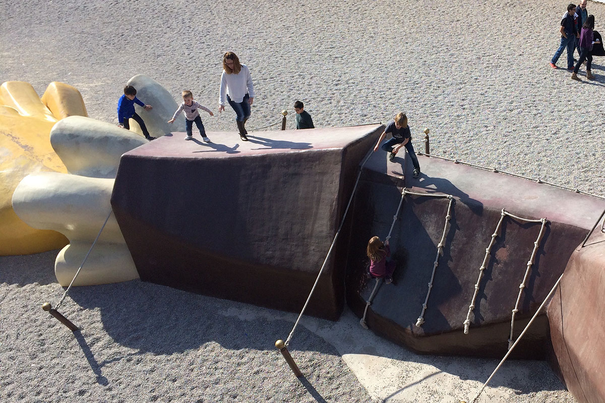 Nach einer Weile sind unsere Kinder mutig genug, alleine unterwegs zu sein. Foto: Schilling