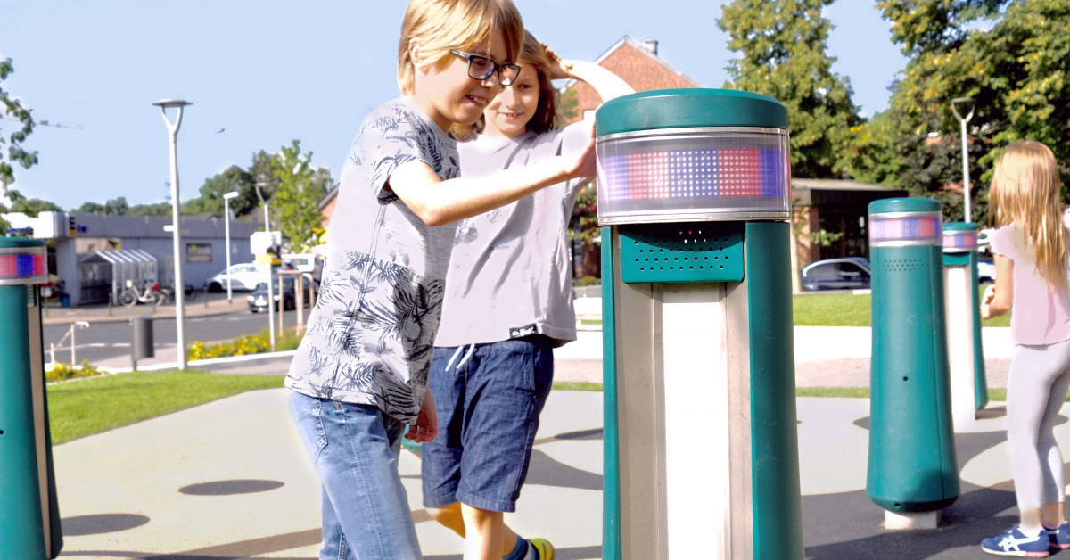 TESTAUSFLUG ZU EINEM INTERAKTIVEN SPIELPLATZ