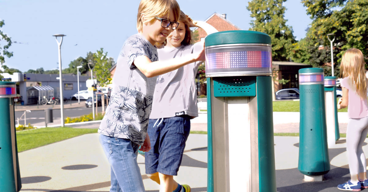 TESTAUSFLUG ZU EINEM INTERAKTIVEN SPIELPLATZ