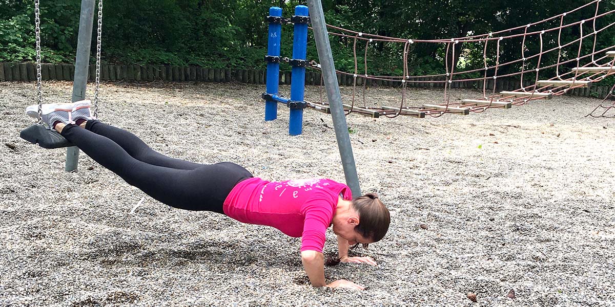 FITNESSTRAINING FÜR MAMAS AUF DEM SPIELPLATZ IN INGOLSTADT