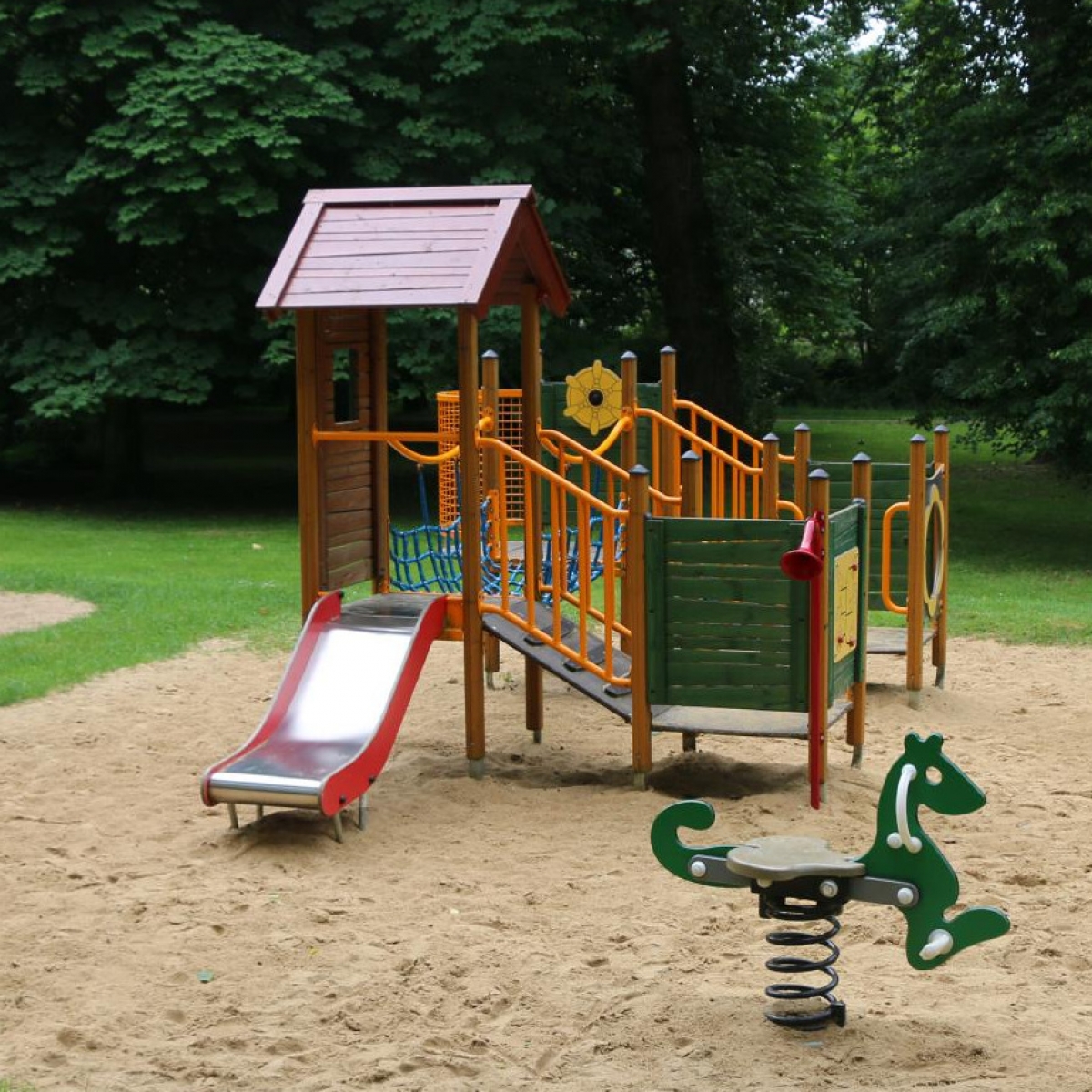 KINDER PLANEN DIE SCHÖNSTEN SPIELPLÄTZE IN HERFORD