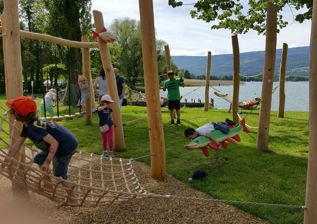 Spielplatz am See