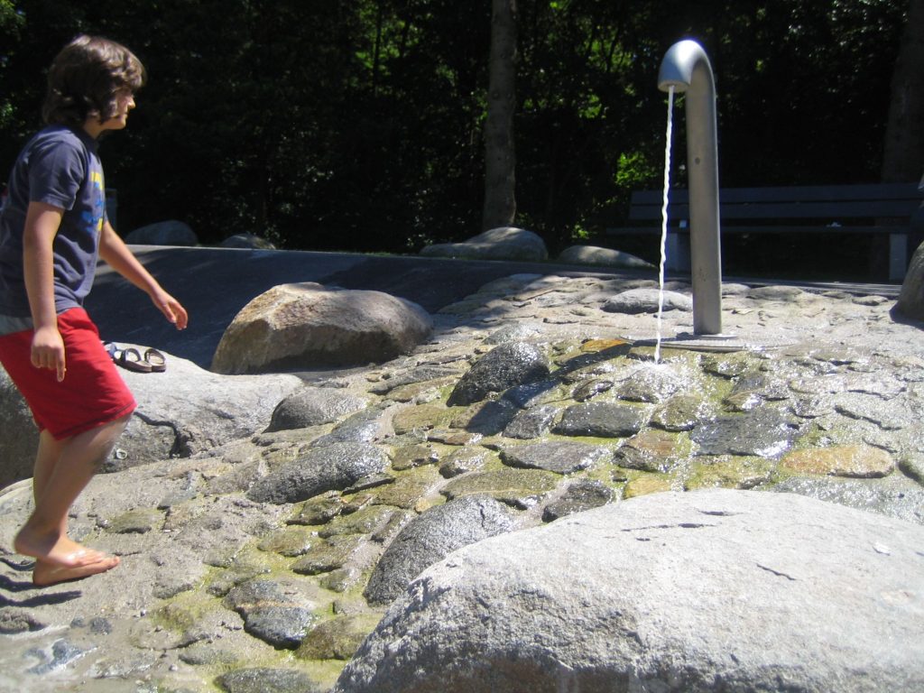 Wasserspielplatz Weissenseepark München