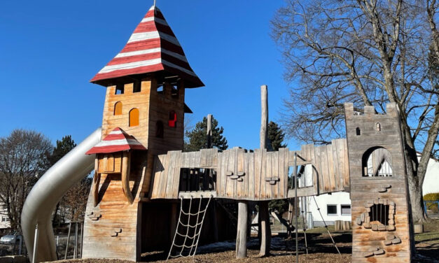 KLETTERN, SPIELEN, LERNEN: DIE SCHÖNSTEN SPIELPLATZ-KLETTERBURGEN IN DEINER NÄHE