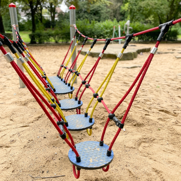 Kletterspaß Spielplatz Freizeitpark Krefelder Straße in Moers