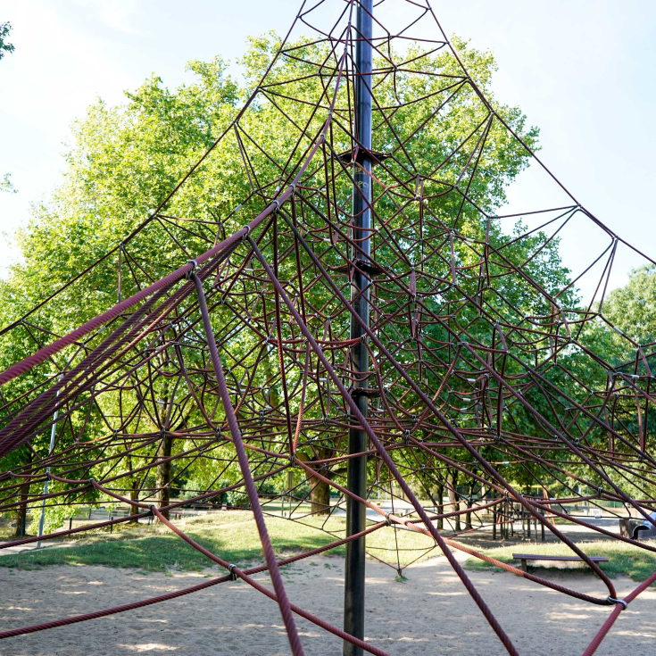 Seilkletteranlage Spielplatz Freizeitpark Krefelder Straße in Moers