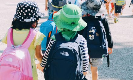 Sicherheit auf Klassenfahrt: Was Begleitpersonen leisten
