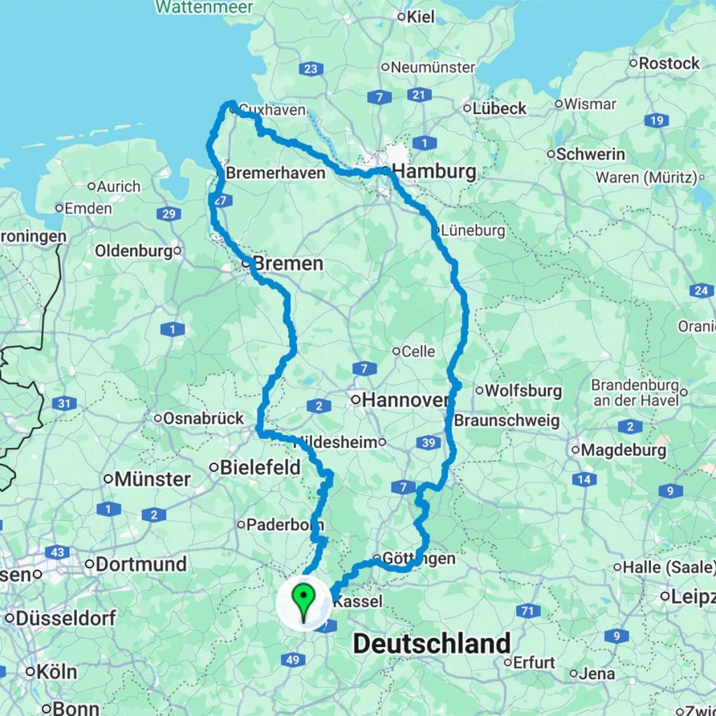 Eine Karte in der die Strecke von Rafaels Rundreise durch eine blaue Linie angezeigt wird.